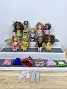 Vintage Barbie Little Sisters & Tommy Dolls Lot of 9 + Extra Clothing Mattel